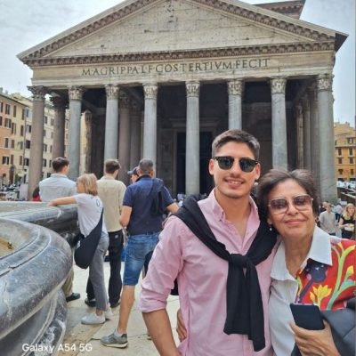 Pablo Espinoza - Anfitrión